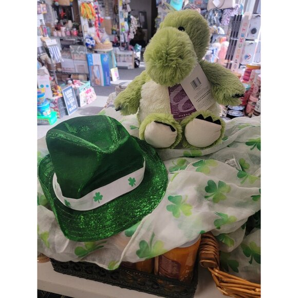 Green St. Patricks Day With Shamrock Fedora Hat - Picture 5 of 5